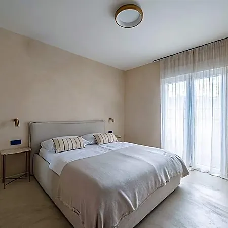 Lo͝or Luxury Retreat Panzió 4*